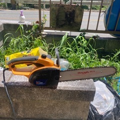 電気チェンソーの画像