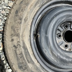 デリカd5スペアタイヤT155/90D1の画像