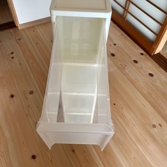 隙間収納ケースの画像