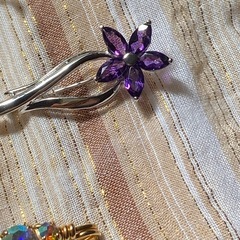 美品 ブローチ 真珠 パール 白蝶貝 お花 ストールクリップ スカーフ留めの画像