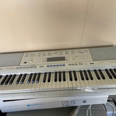 CASIO LK-205　カシオ  光ナビゲーション  電子キーボード 61鍵盤の画像