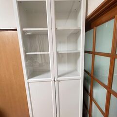 Ikea Billy本棚（扉付き）の画像
