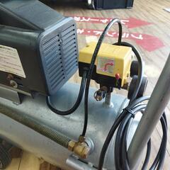 PAOCK RC-1025 エアーコンプレッサーの画像