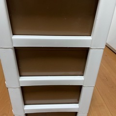 プラスチック棚の画像