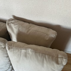 高級ソファーの背もたれクッションまとめ売りの画像