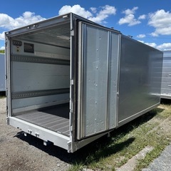 仕上げ済み！断熱材入り！バイクガレージ！倉庫物置用 3トン保冷ロングコンテナの画像