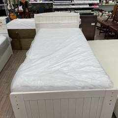 ハムハムカリモクシングルベッドホワイト ハムハムカリモクシングルベッドホワイト ハムハムカリモクシングル