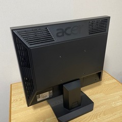 もらって下さい。難あり。acer  17インチモニターの画像