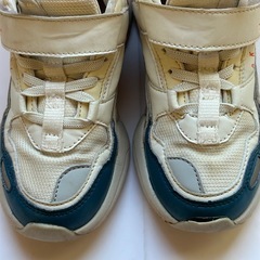 キッズスニーカー　19.0㎝　AKIll CLASSICの画像