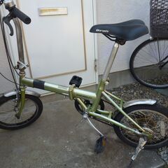 折りたたみ自転車の画像