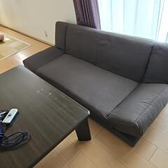 ニトリ　家具調こたつ　ソファー　180cm位　冷蔵庫もあります。　セットです。の画像