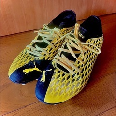 PUMAサッカースパイク27cmの画像