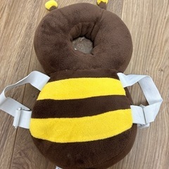 転倒防止リュック型枕の画像