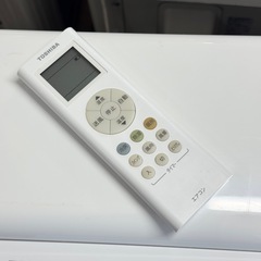 【超美品‼️】東芝 2019年製 6畳用エアコン 内部クリーン機能 上下自動スイング 100V/2.2kwの画像