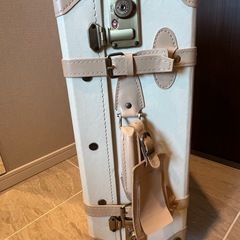 スーツケースの画像