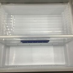 Panasonic 6ドア冷蔵庫 600L 2019年製の画像