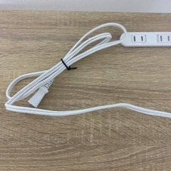 7/27〜7/30 テーブル・椅子を0円で譲りますの画像