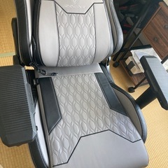 Dowinxゲーミングチェアの画像