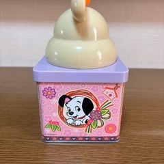 お菓子の空き缶　鏡餅型　TDRの画像