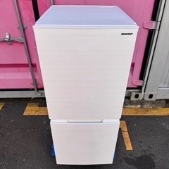 🉐🈹ZH03★2021年製★シャープ　冷蔵庫　右、左開き　自動霜取り　一人暮らしの画像