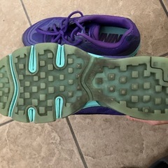 NIKEのスニーカーの画像