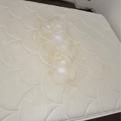 【7月28日まで‼️】クイーンベッドの画像