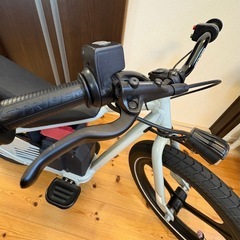 16インチ　キッズ　子供　電動自転車　 の画像