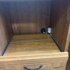 食器棚　カップボードの画像
