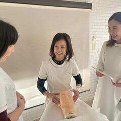 エステティシャン養成スクール生徒募集の画像