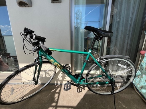 【ジャンク】 クロスバイク 自転車 ジャンク】クロスバイク (しゃーりー) 小田栄のクロスバイクの