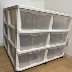 キャスター付衣類ケースの画像