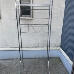 洗濯機に設置するラックの画像