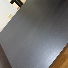 IKEAテーブルの画像