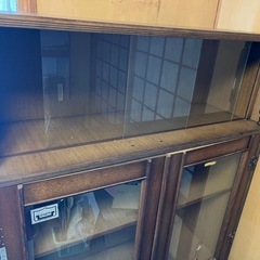 戸棚本棚飾り棚食器棚などに中古アンティーク
の画像