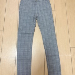 美品★美脚シルエット　レディースパンツの画像