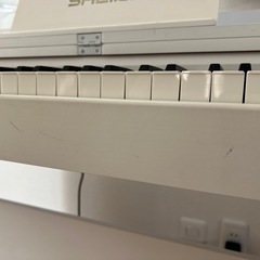 電子ピアノ　88鍵盤の画像