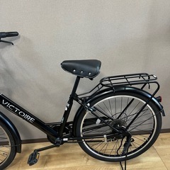 VICTOIREの6段変速自転車です。 2024年11月に新品で購入し、新品価格は約30,000円でした。 まだとても綺麗な状態です。の画像