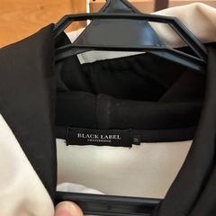 美品✨ブラックレーベル　パーカーの画像