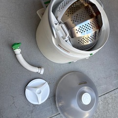 手動洗濯機 足踏み洗濯機 ポータブル洗濯機 小型洗濯機 時短 節水 電気不要 時短・節水の超小型足踏み洗濯機「Drumi」 エコライフ Yiregoの画像