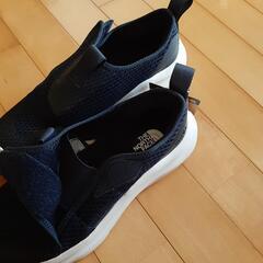 新品タグ有りTHE NORTH FACEスニーカーの画像
