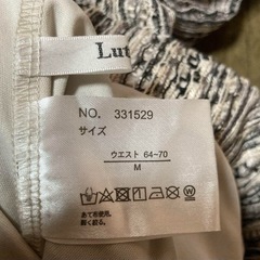 M size　Lutique 白と黒のレースストライプカジュアルパンツの画像