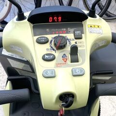 ☆美品!☆ SUZUKI/ｽｽﾞｷ ｾﾆｱｶｰ ET4D9 2020年製 電動 車椅子 ｼﾙﾊﾞｰｶｰ 四輪【ユーズドユーズ名古屋天白店】JM072601の画像