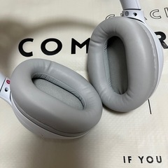 ヘッドフォンの画像