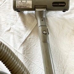 ナショナル　キャニスター掃除機400の画像