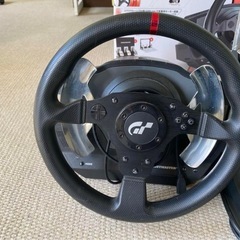 Thrustmaster T500 RS ハンドルコントローラーの画像