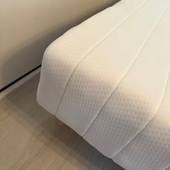 【美品】ニトリ 高反発ウレタン脚付きマットレス ダブル(WH)の画像