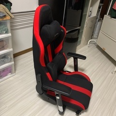 ゲーミングチェアブランド【バウヒュッテ】座椅子タイプLOC-950RR-BUの画像