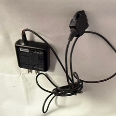 au ガラケー充電アダプタの画像