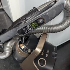 掃除機 東芝 VC-JS4000 TOSHIBA サイクロン掃除機 キャニスターの画像