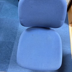 オフィスチェアの画像